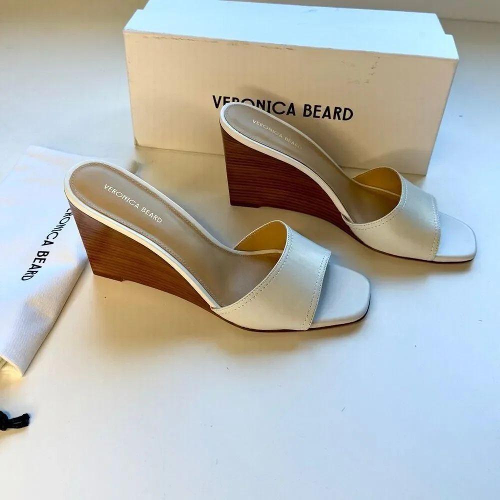 NWT Veronica Beard Ellen wedge sandals in off white/light cream. Size 9